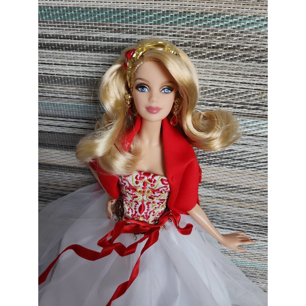 Vintage Holiday model muse barbie in original outfit